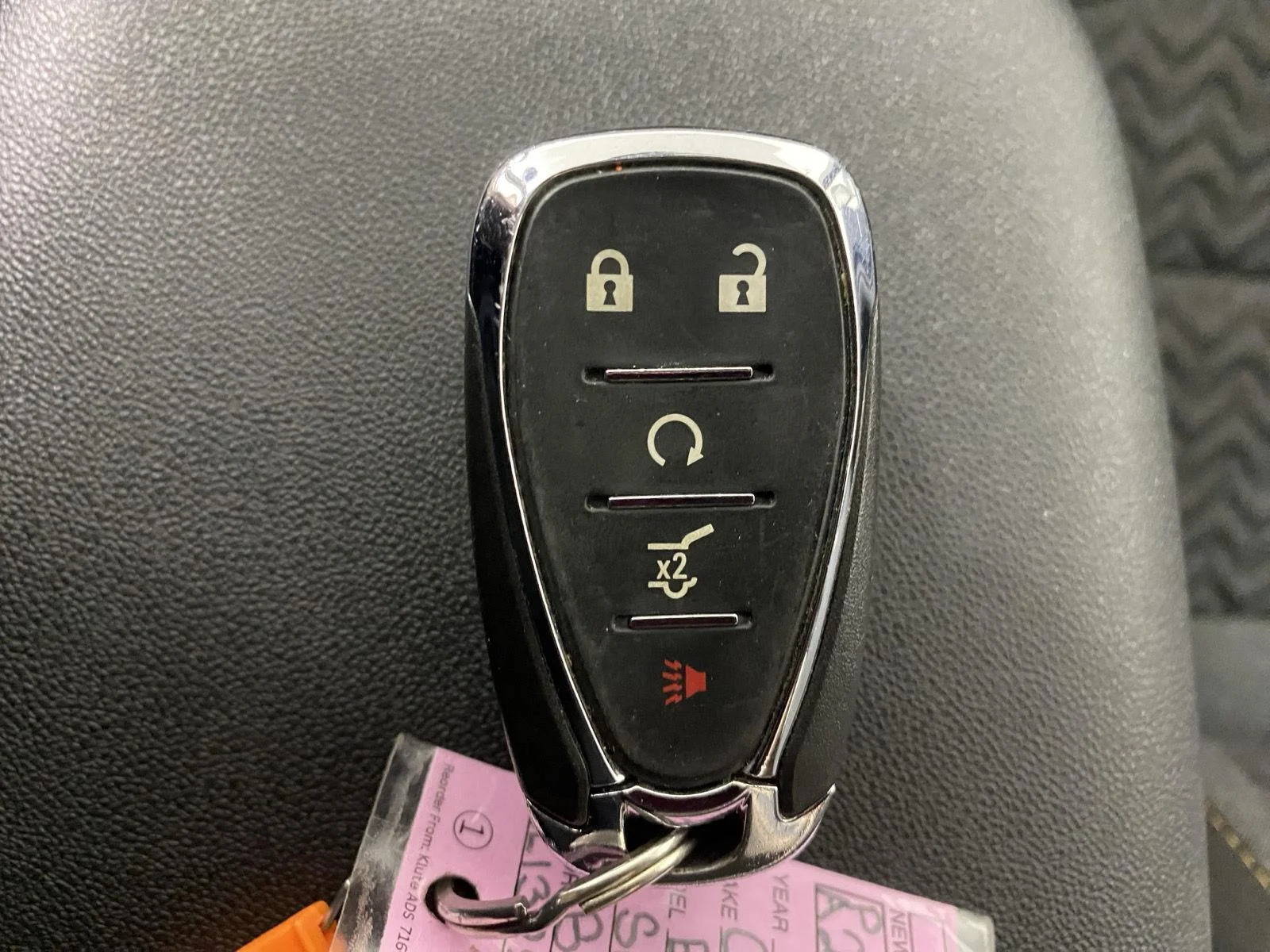 Used 2024 Lakeshore Blue Metallic Chevrolet LT image 18