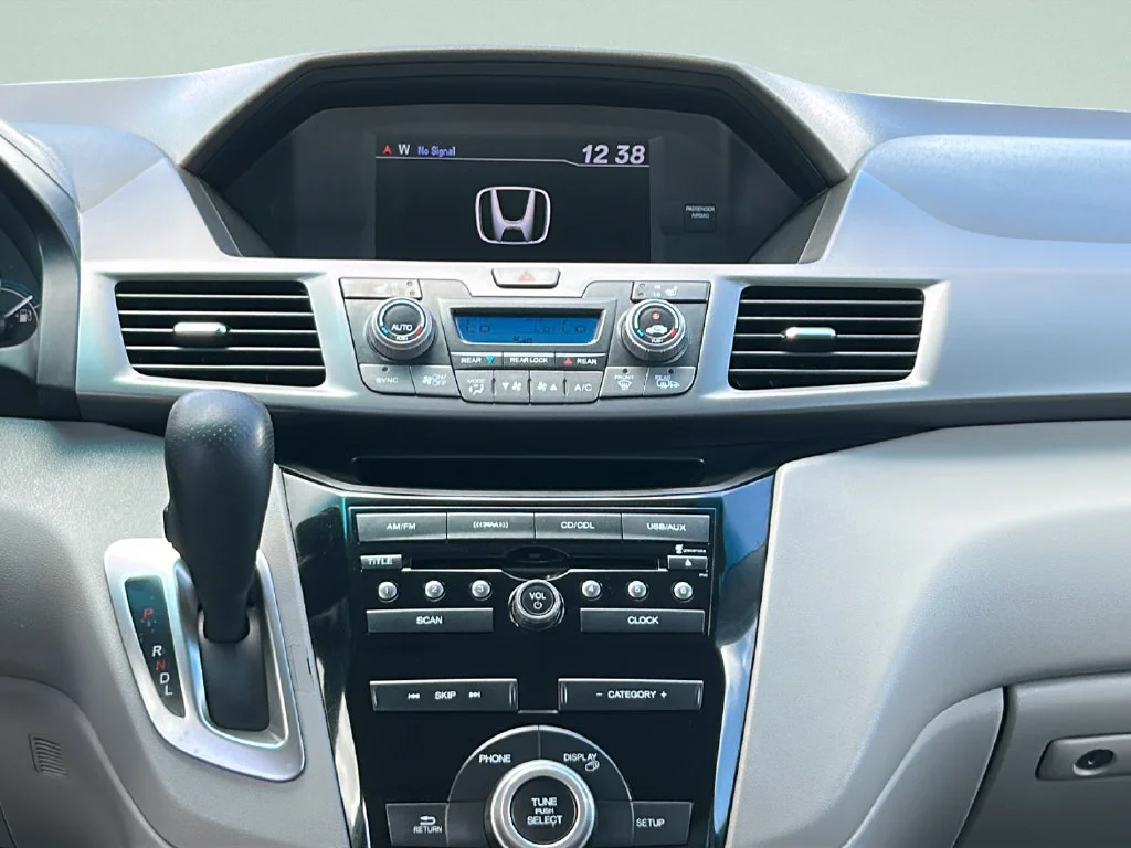 Used 2011 Blue Honda EX-L image 17