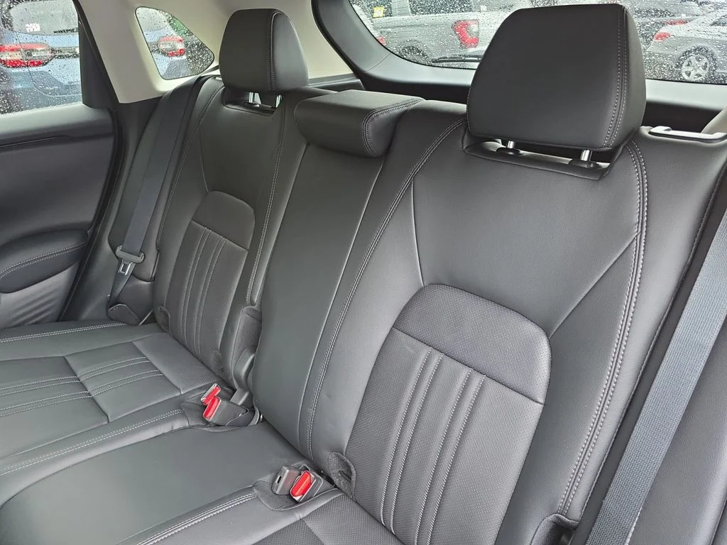 2027 Honda HR-V EX-L - Photo 17
