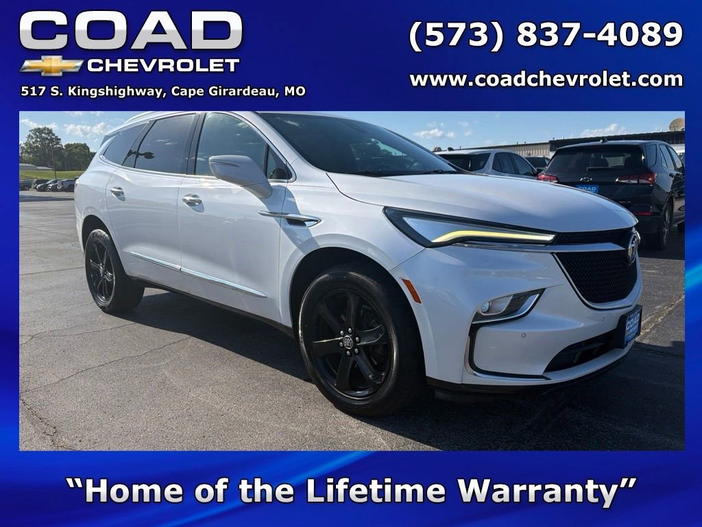 2023 Buick Enclave Essence's photo