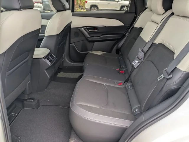 New 2026 Rhodium White Metallic Mazda 2.5 S Preferred AWD image 22
