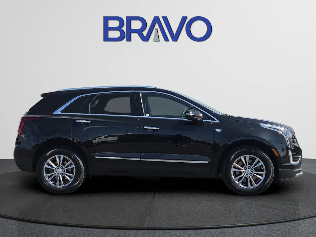 Used 2023 STELLAR BLACK METALLIC Cadillac FWD Premium Luxury image 5