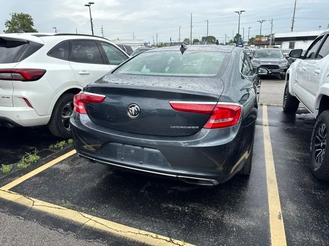 Used 2019 Pewter Metallic Buick 4dr Sdn Essence FWD image 10
