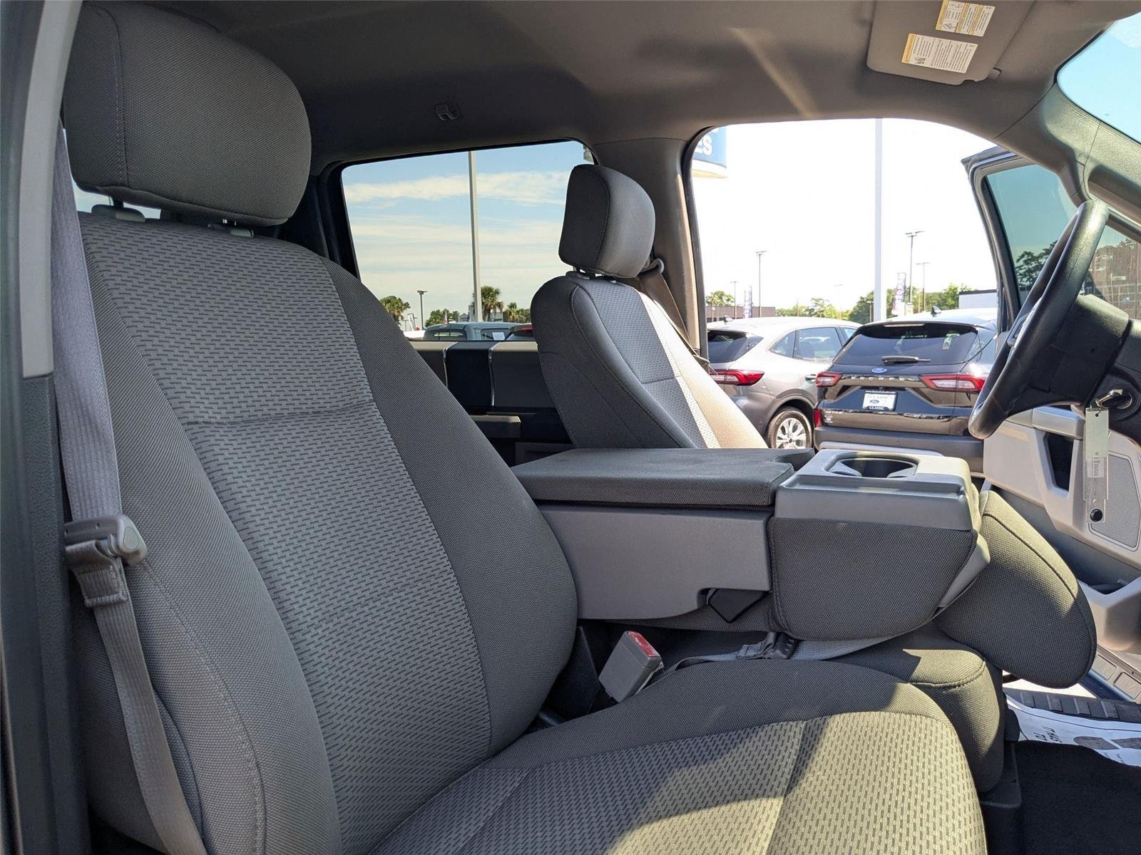 Used 2018 Blue Jeans Metallic Ford XLT image 33