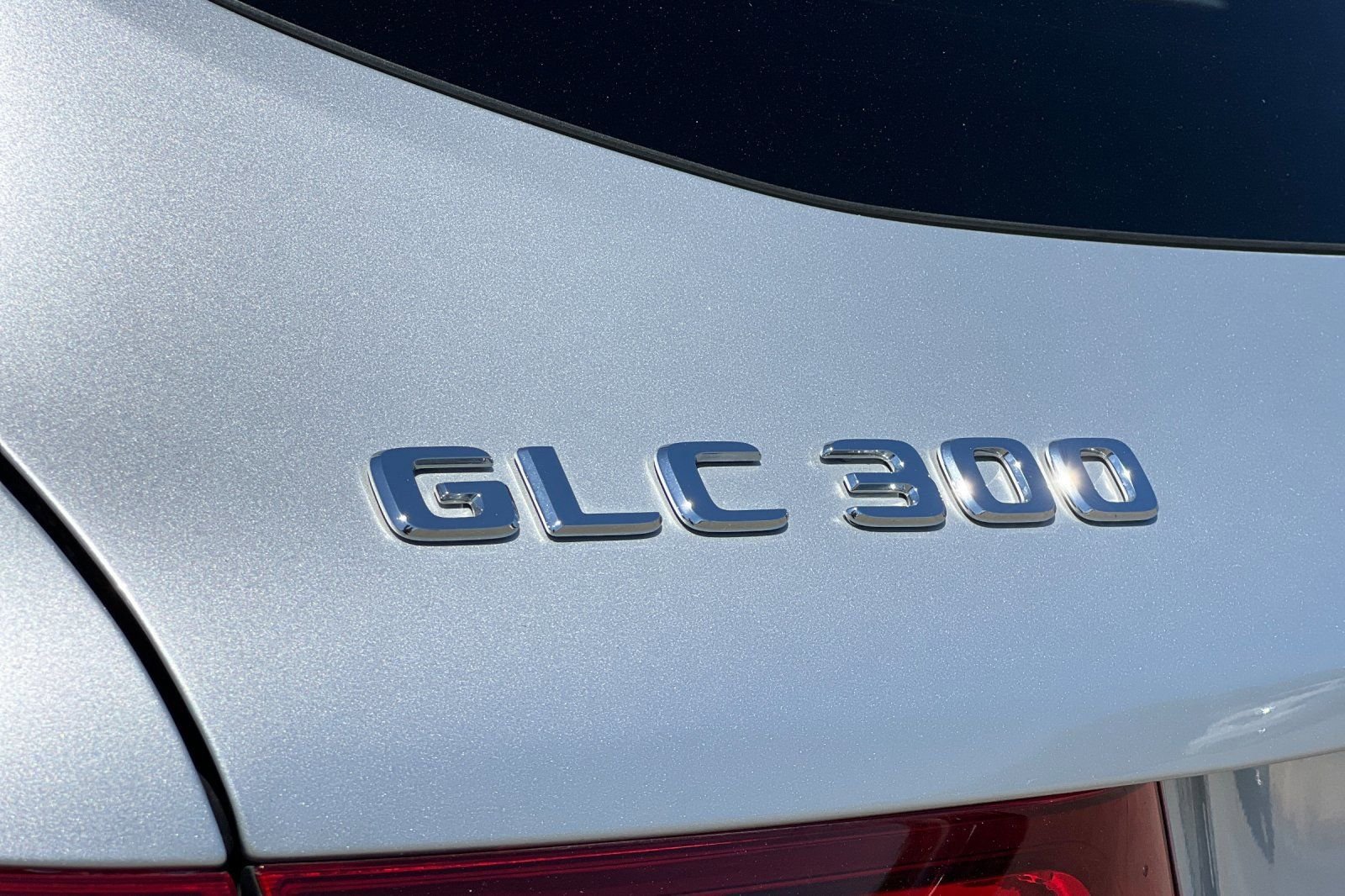 Used 2019  Mercedes-Benz 300 image 12