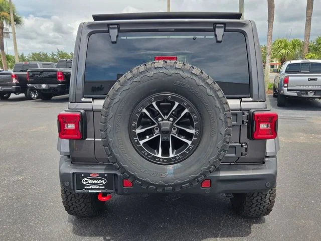 New 2026 Granite Crystal Metallic Clear-Coat Exterior Paint Jeep Rubicon X image 7