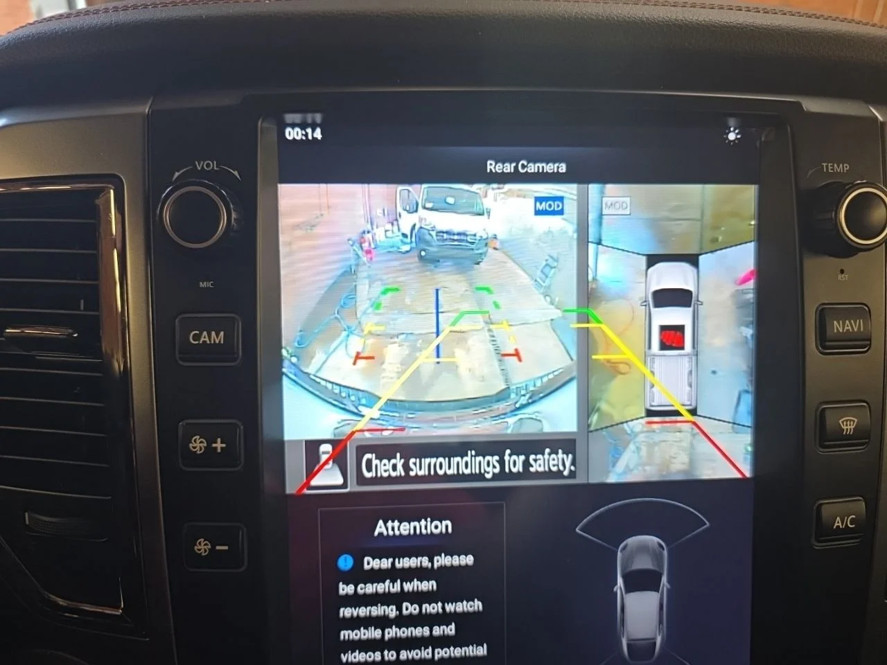 Used 2019 White Nissan Platinum Reserve image 30