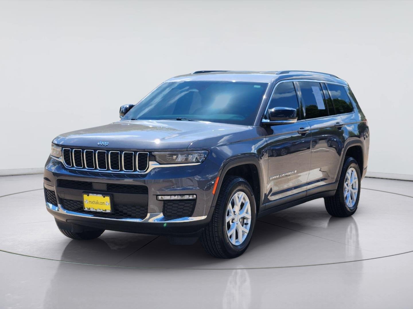 Used 2023 Baltic Gray Metallic Clearcoat Jeep Limited image 3