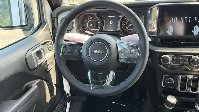 New 2026 White/off-white Jeep Sport S image 19