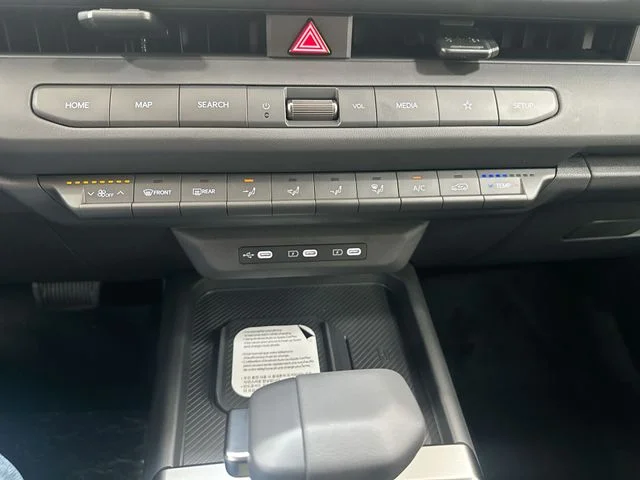 New 2027 Brown Kia X-Line S image 17