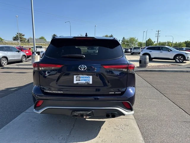 2022 Toyota Highlander XSE - Photo 6