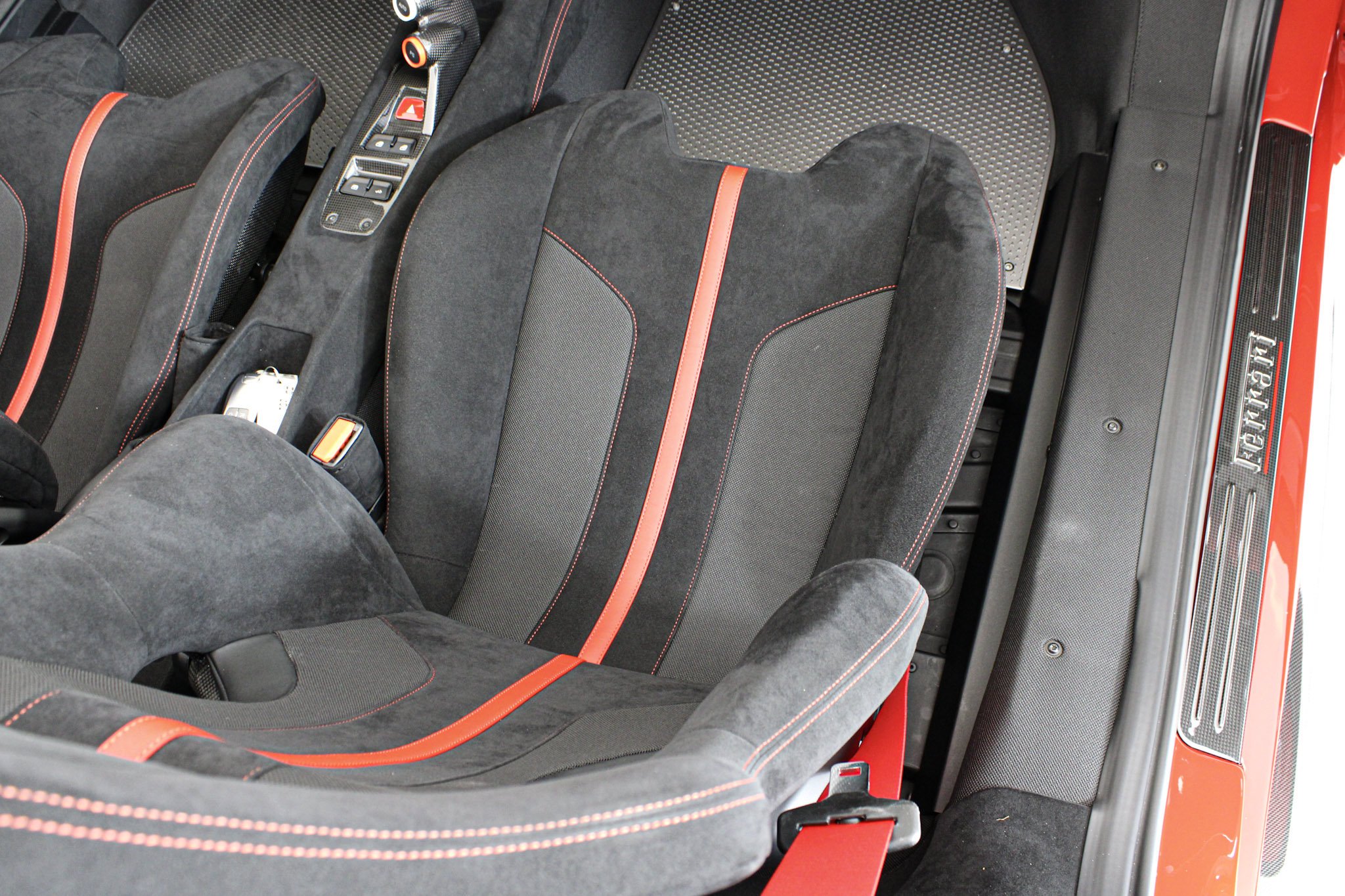Certified Used 2019 Red Ferrari  image 30
