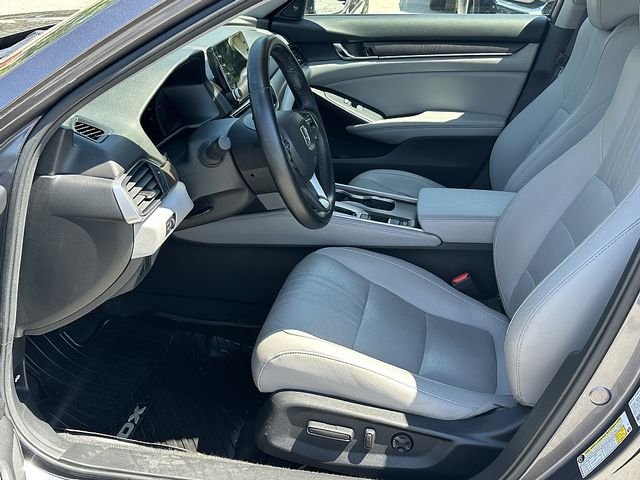 Used 2020  Honda EX-L image 17