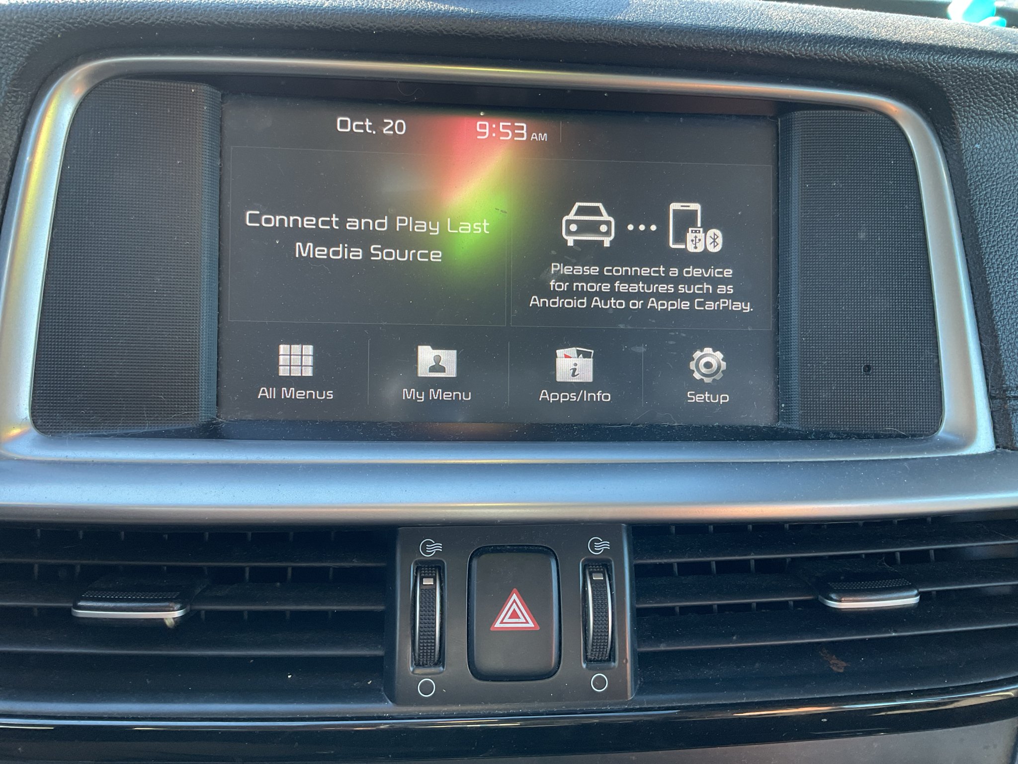 Used 2020 Snow White Pearl Kia LX image 10