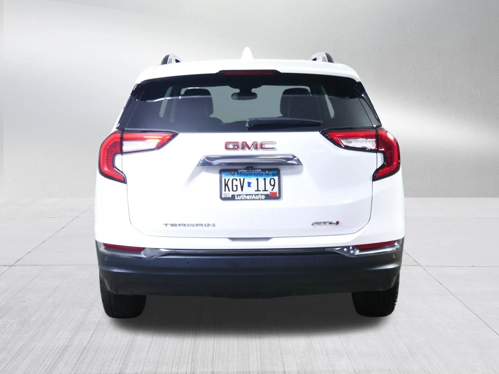 Used 2022 Summit White GMC AT4 image 6