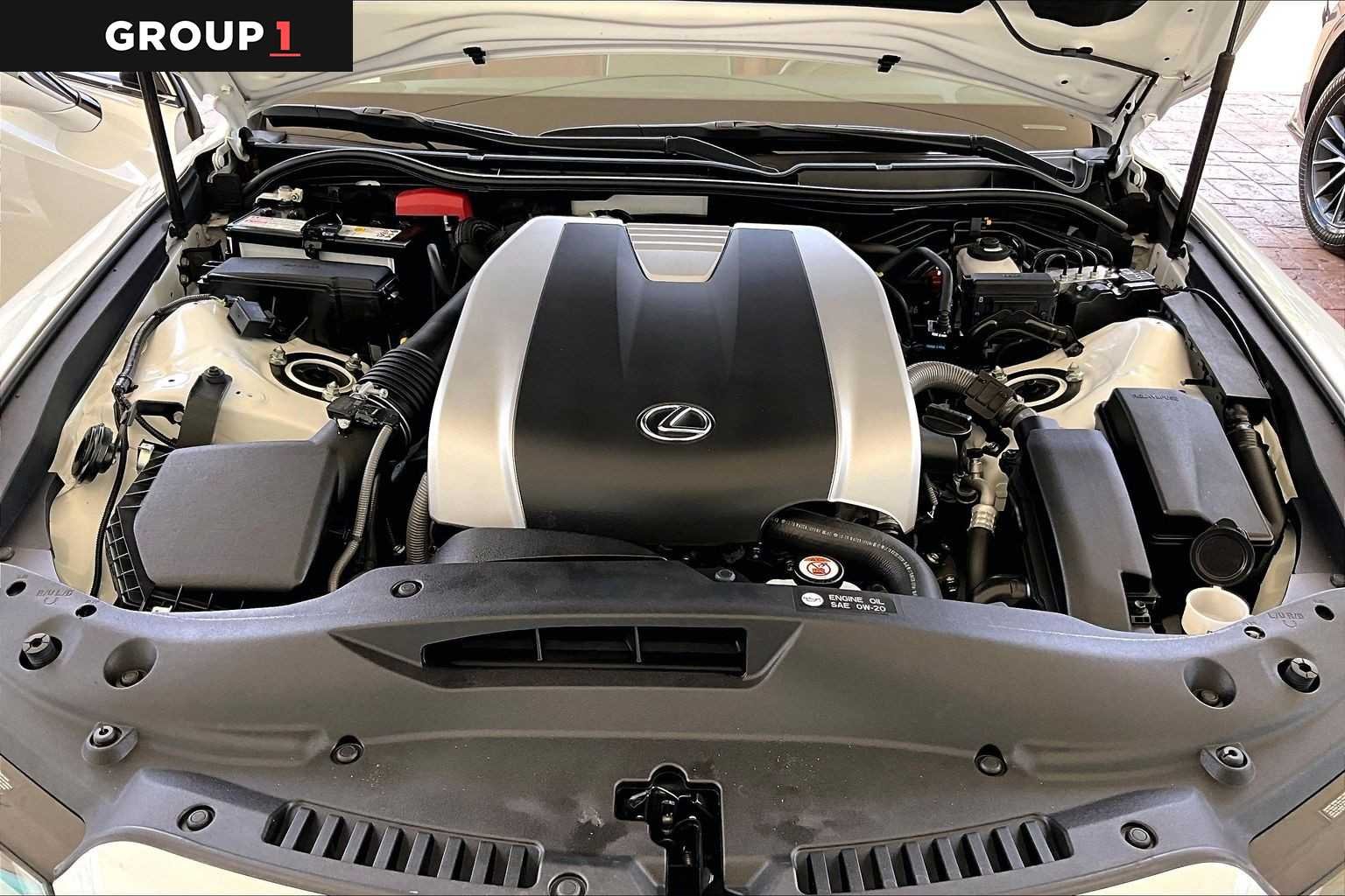 Certified Used 2025 ULTRA WHITE Lexus F SPORT Design image 30