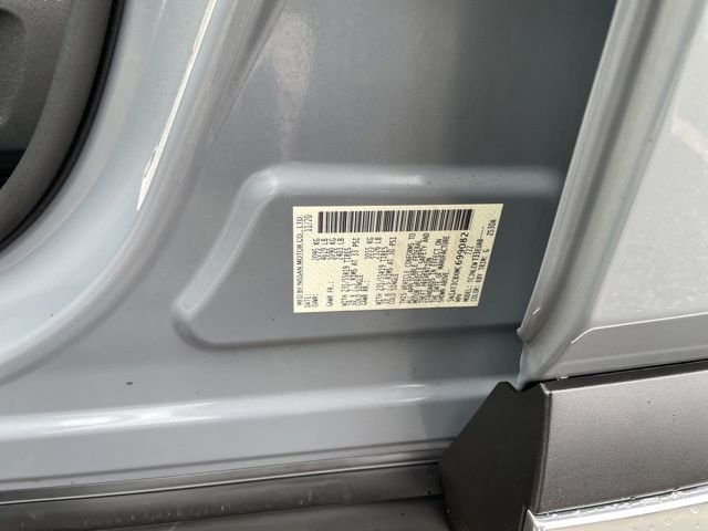 Used 2021 Gray Nissan SL image 31