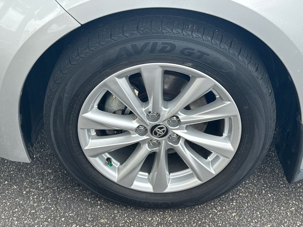 Used 2023 Silver Toyota SE image 11
