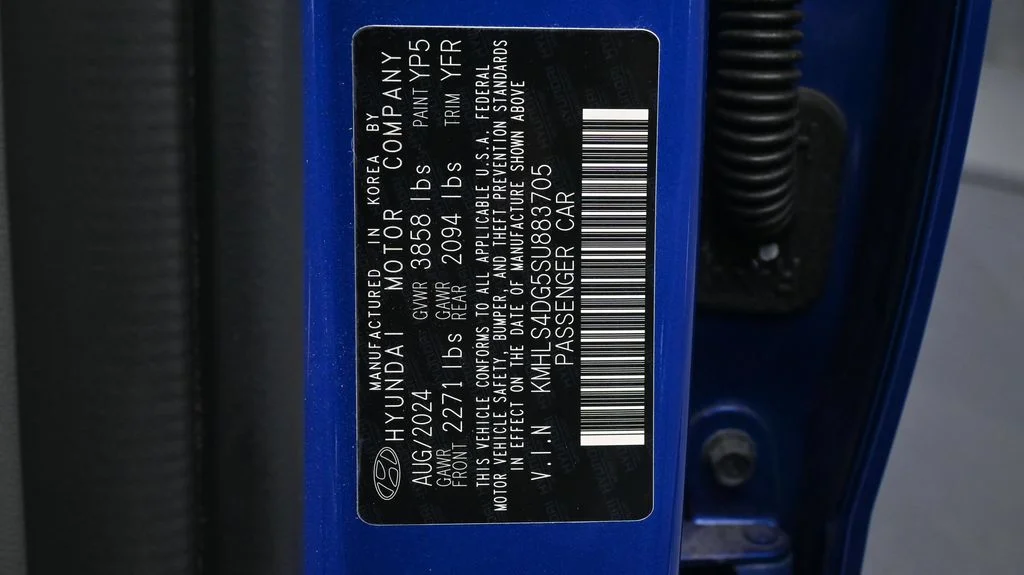 Used 2025 Blue Hyundai SEL Convenience image 24
