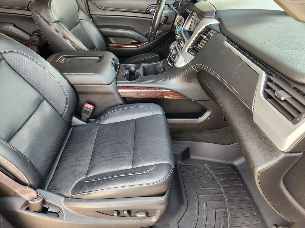 Used 2017 Quicksilver Metallic GMC SLE image 16