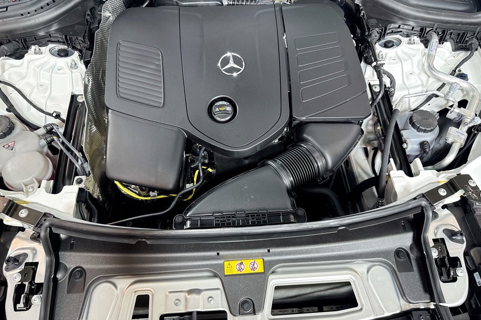 New 2026 Black Mercedes-Benz GLC 300 image 28
