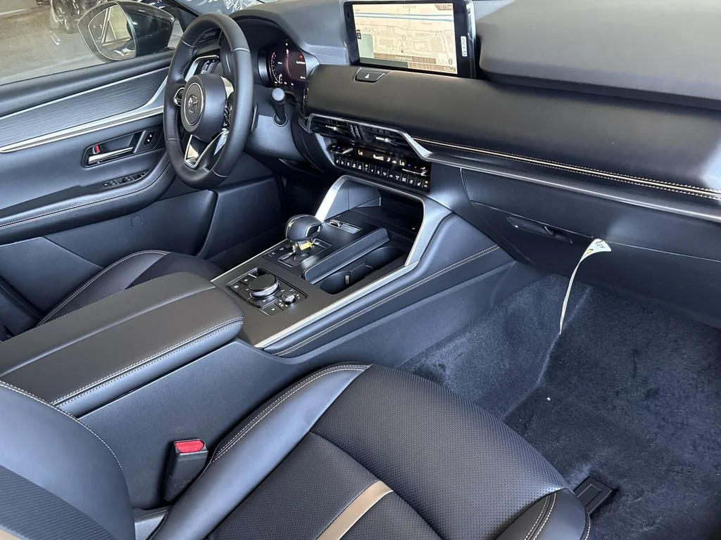 2026 Mazda CX-90 Premium Plus Package - Photo 8