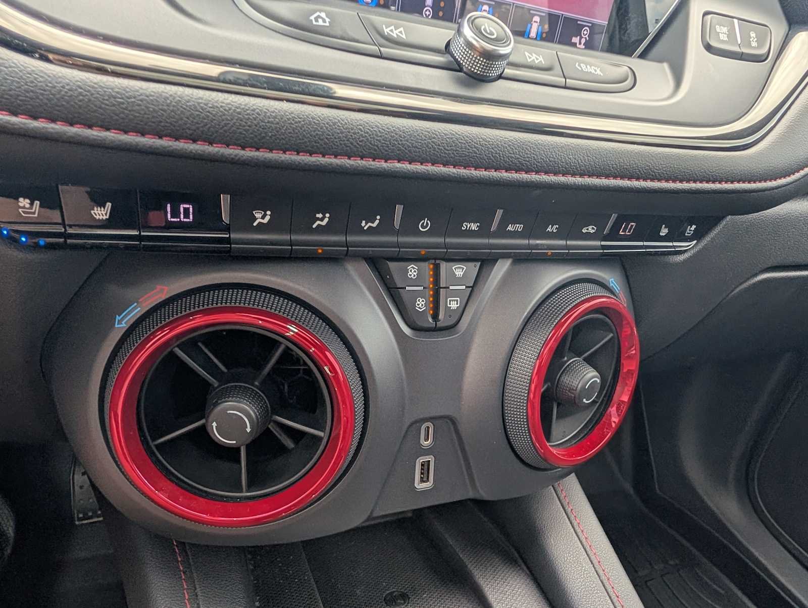 Used 2019 Cajun Red Tintcoat Chevrolet RS image 26