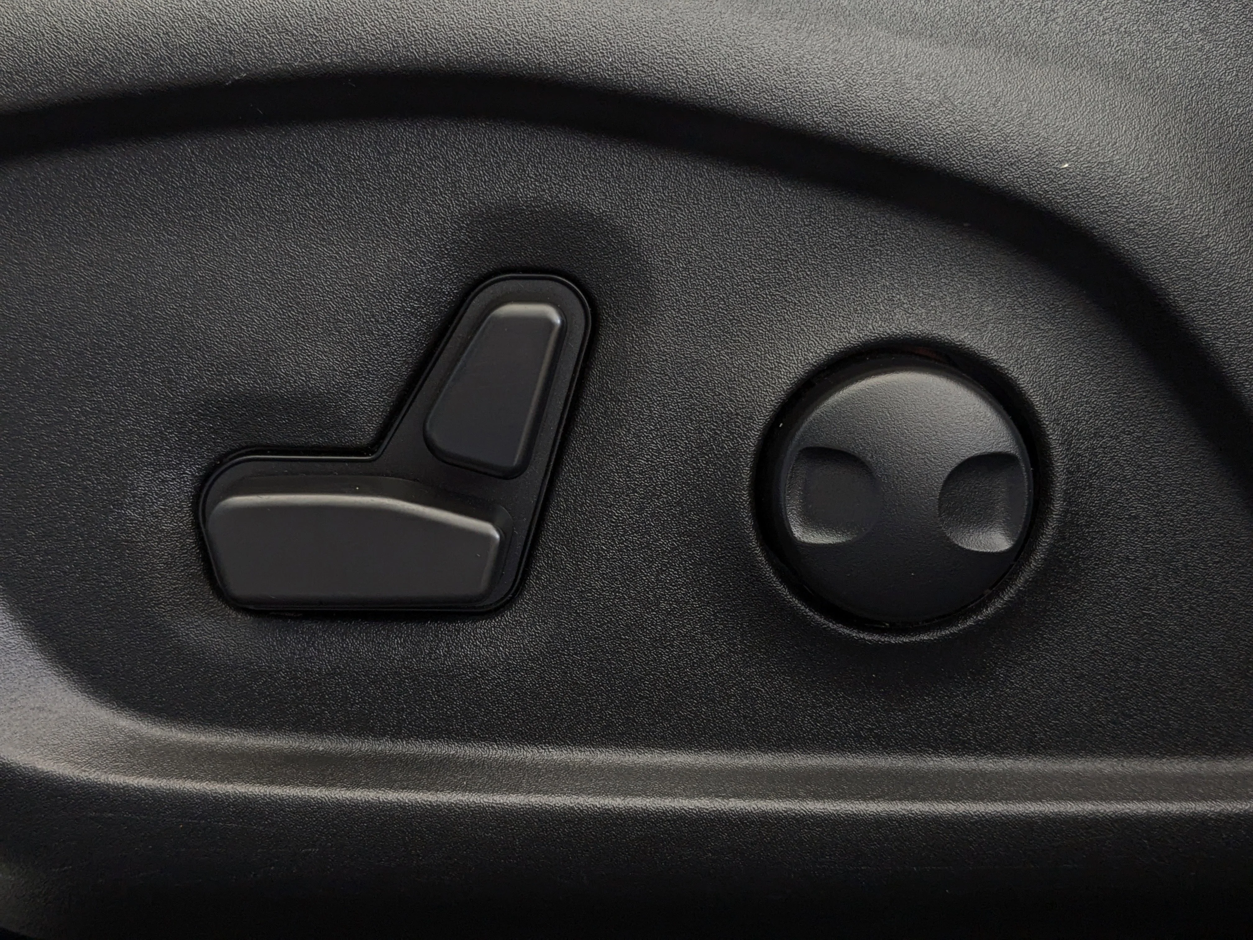 Used 2024 Black Jeep Trailhawk - Sun & Sound Group - Dual Pane Sunroof - Leather - NAV & More image 14