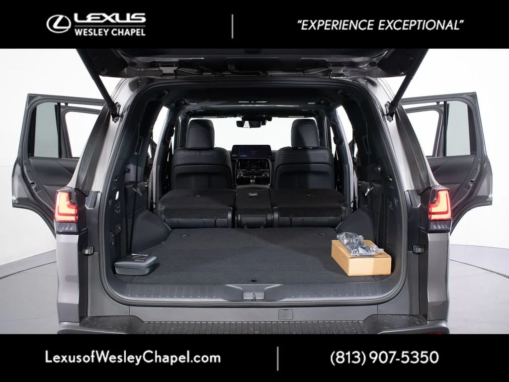 New 2026 Manganese Luster Lexus  600 LUXURY image 5