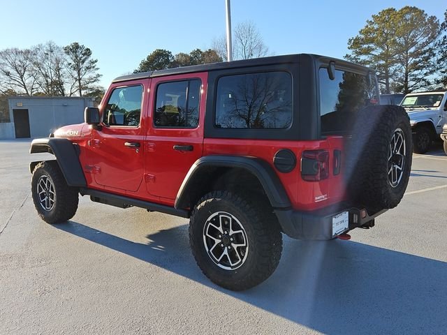 New 2026 Firecracker Red Clear-Coat Exterior Paint Jeep Rubicon image 2