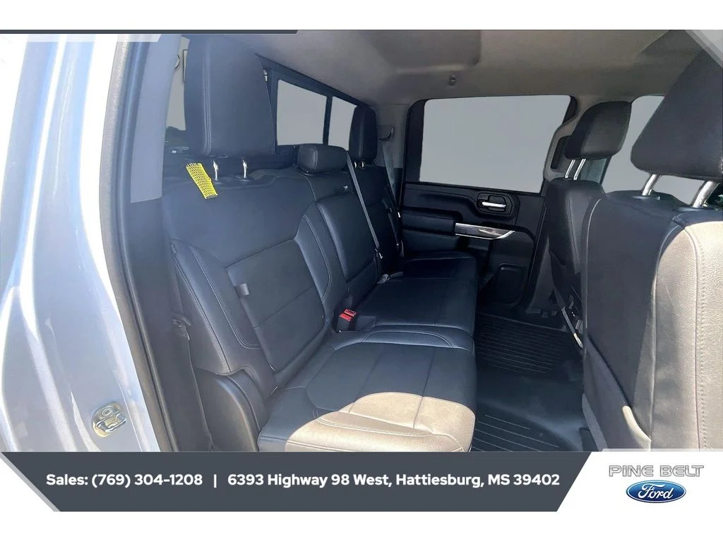 Used 2022 Iridescent Pearl Tricoat Chevrolet LTZ image 21