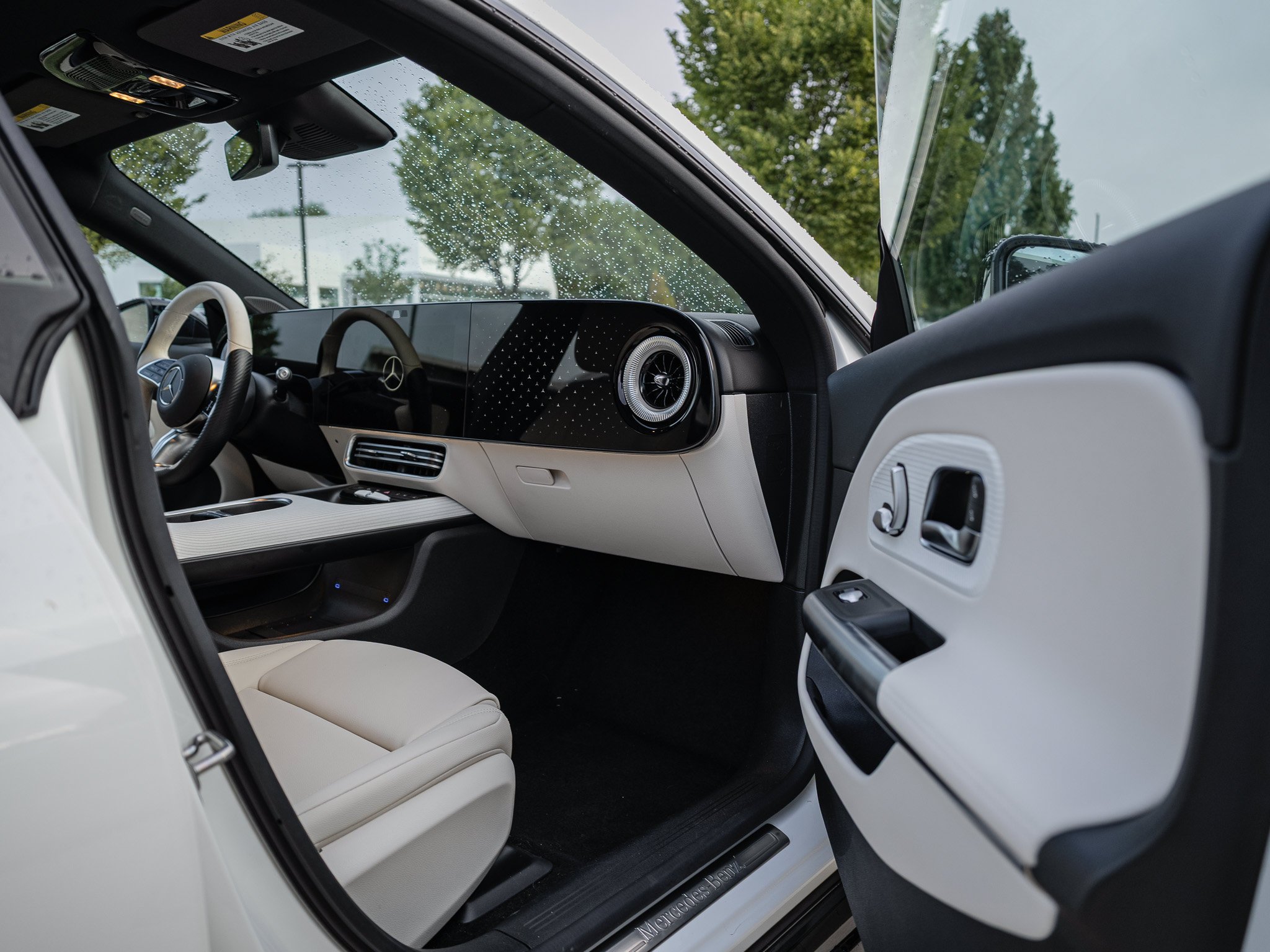 Certified Used 2026 Polar White Mercedes-Benz CLA 350 image 9