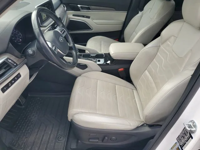 Used 2021 White Kia SX image 5