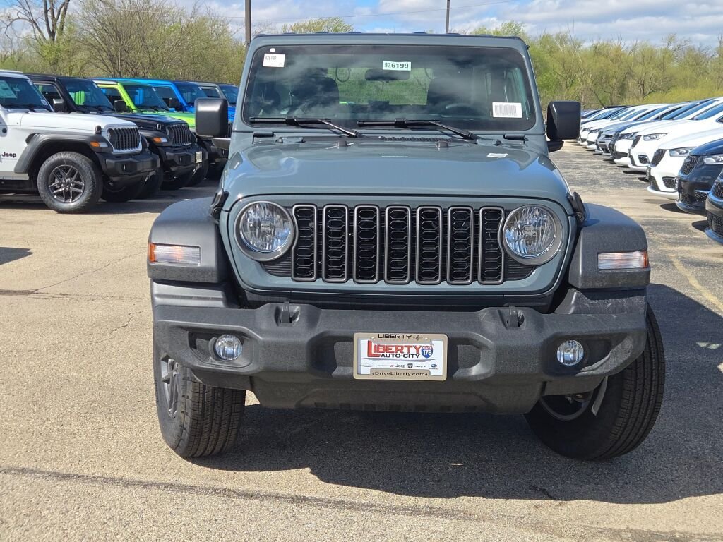 New 2026 Anvil Clear-Coat Exterior Paint Jeep Sport image 5