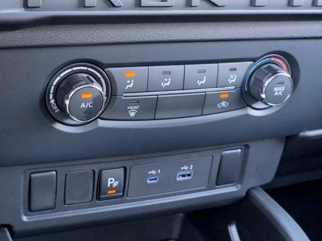 New 2026 Glacier White Nissan King Cab® S image 17