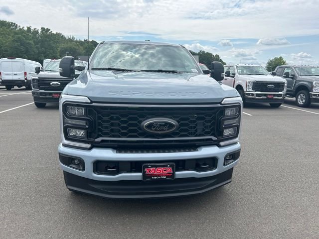 New 2026 Glacier Gray Metallic Tri-Coat Ford F-350® Lariat® image 2