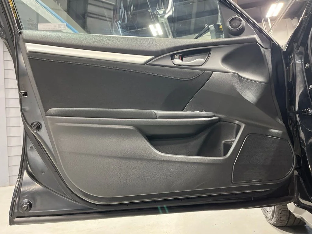 Certified Used 2019 Crystal Black Pearl Honda EX image 10