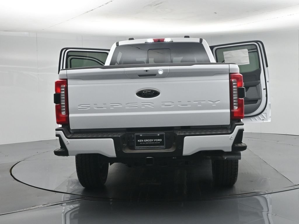 New 2026 Oxford White Ford XLT image 33