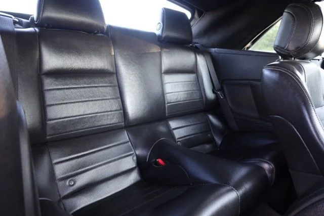 Used 2014 Silver Ford V6 Premium image 10
