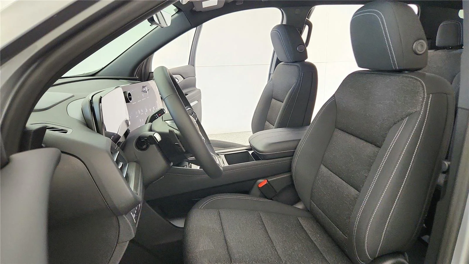 2026 Chevrolet Traverse LT - Photo 30
