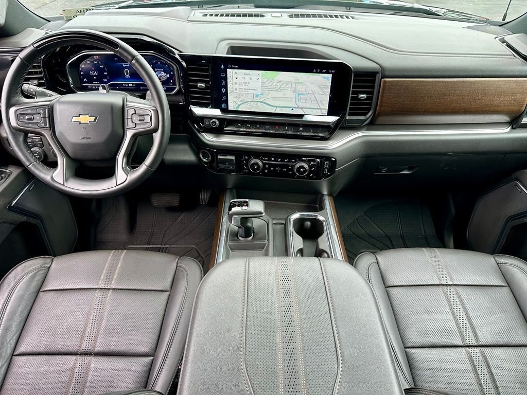 Used 2025 Black Chevrolet High Country image 20