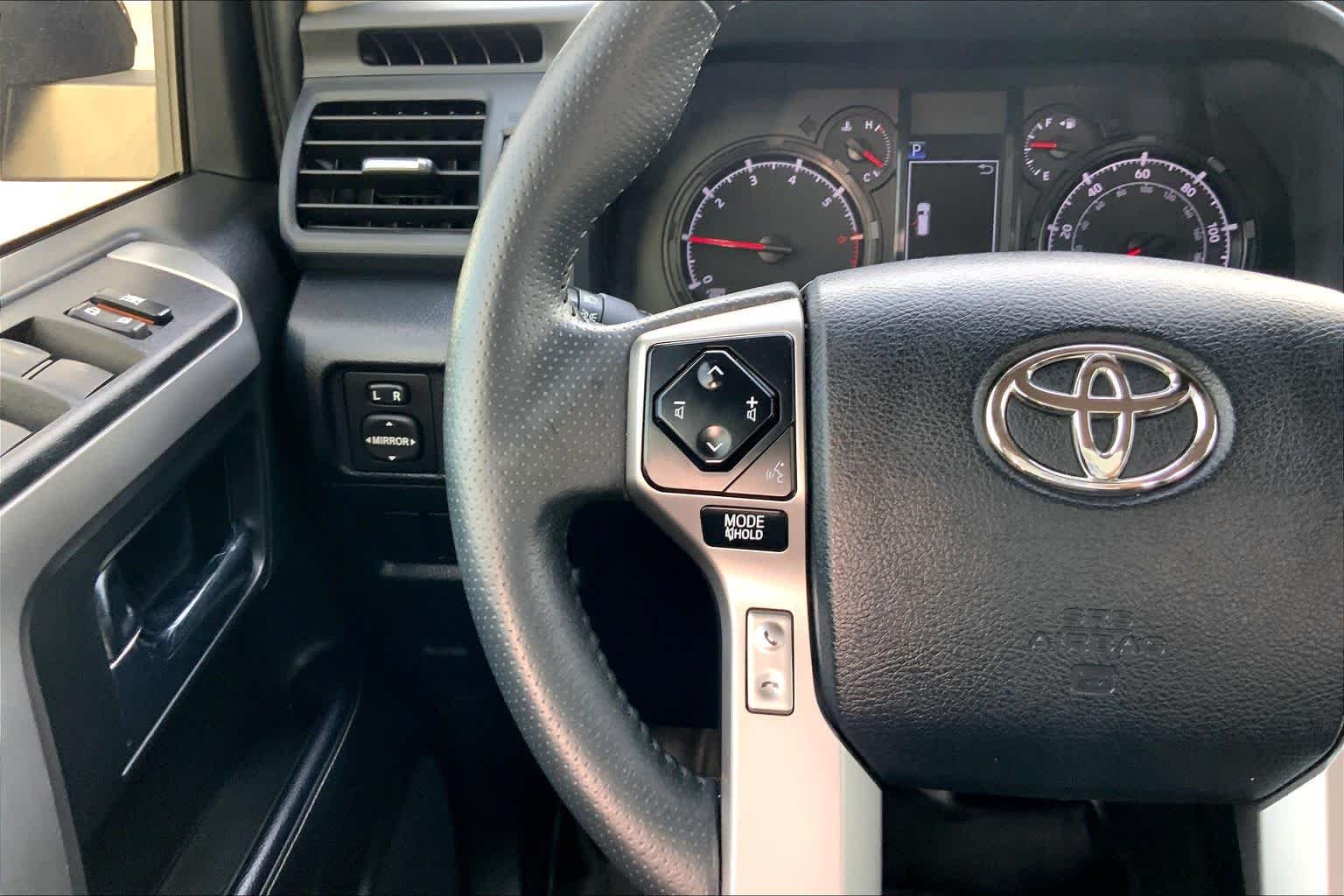 Used 2022 Midnight Black Metallic Toyota SR5 image 23