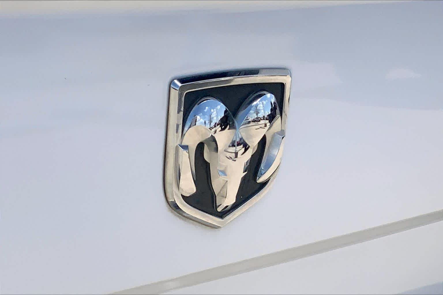 Used 2012 Bright White Ram Express image 29