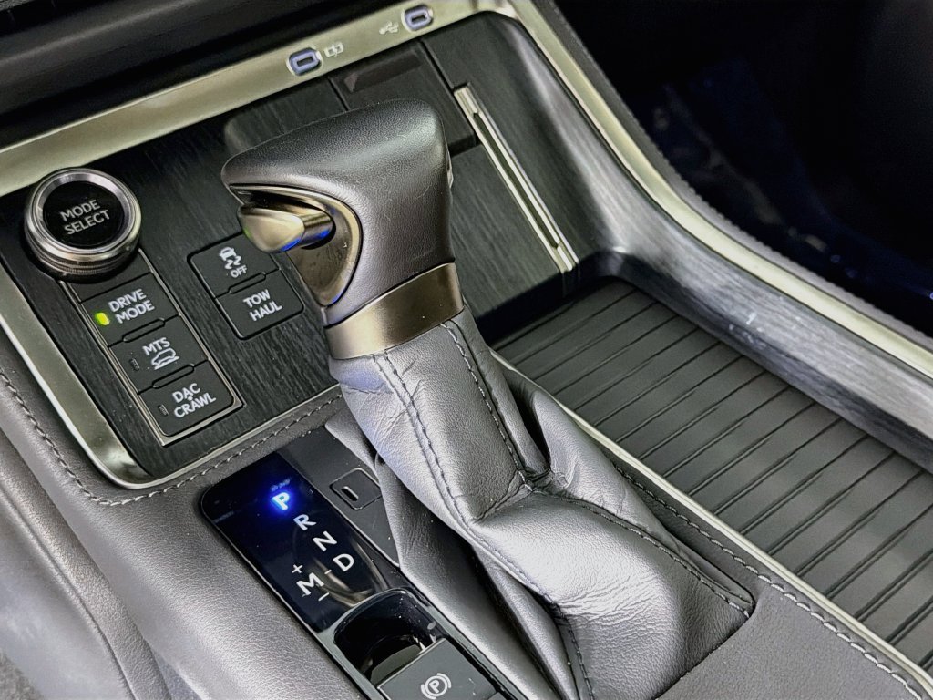 Used 2026 Silver Lexus 550 Overtrail+ image 17