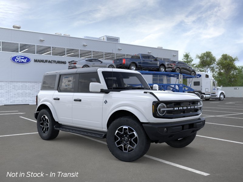 2026 Ford Bronco Outer Banks 4x4's photo