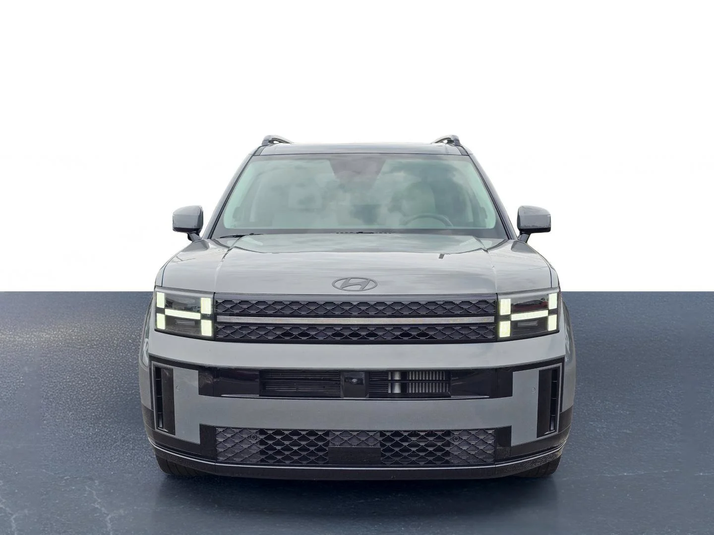 Used 2024 Hampton Gray Hyundai Calligraphy image 2