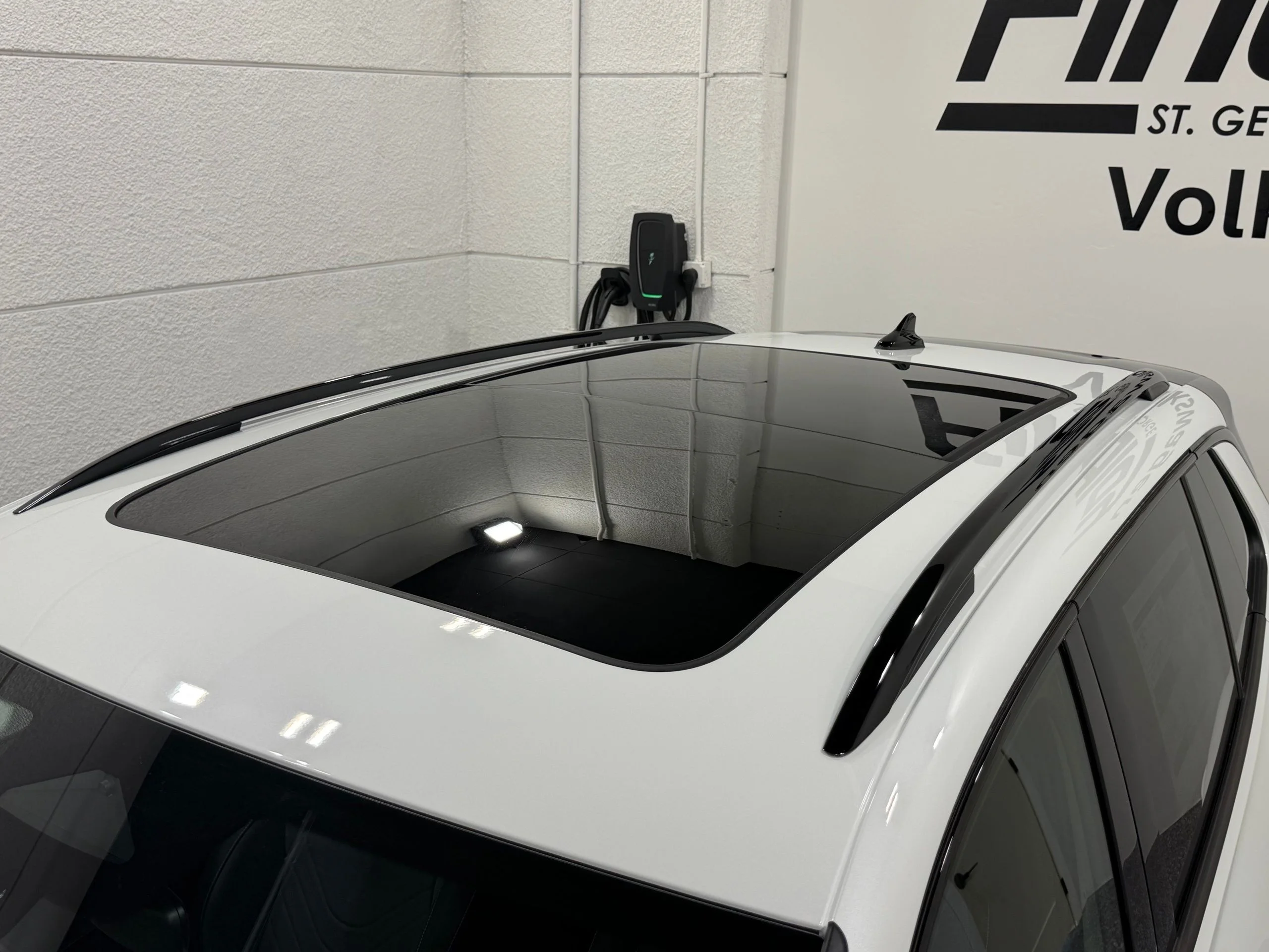 New 2026 White Volkswagen SE R-Line Black image 19