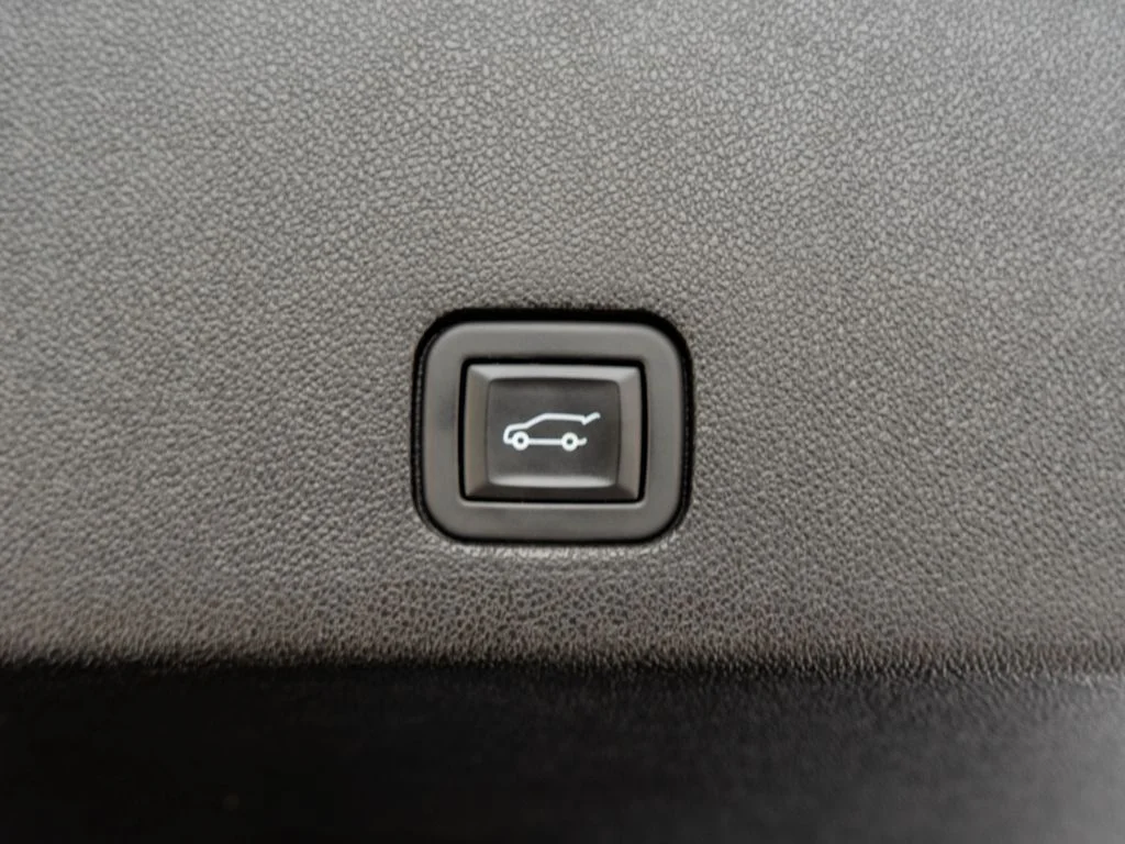 Used 2024 Silver Cadillac Sport image 37