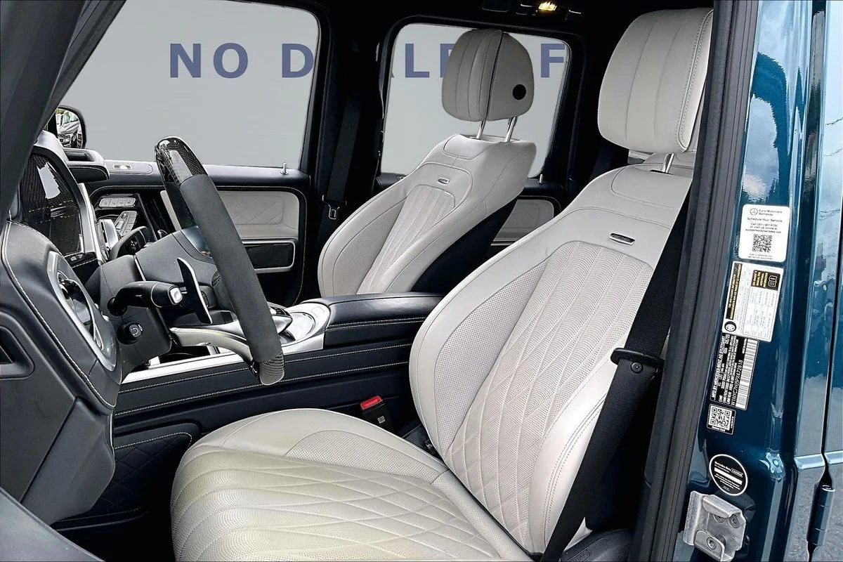 Used 2023 Teal Mercedes-Benz 4MATIC® image 21