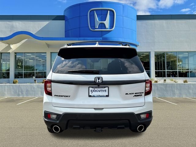 Used 2025 Platinum White Pearl Honda Black Edition image 3